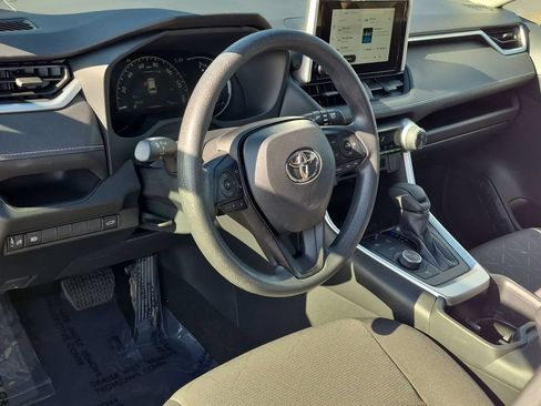 Used 2025 Toyota RAV4 XLE w/ Convenience Package AWD/4WD image 14