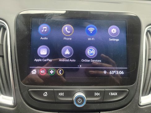 Used 2020 Chevrolet Malibu LT FWD image 25
