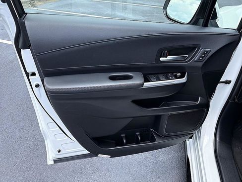 Certified 2026 Toyota Sienna Platinum AWD/4WD image 10