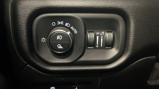 Used 2019 RAM 1500 Big Horn AWD/4WD image 28