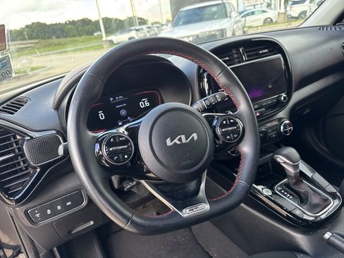 Certified 2023 Kia Soul GT-Line FWD image 18
