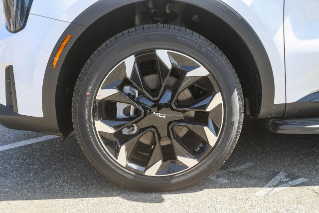 New 2026 Kia Sorento EX AWD/4WD image 19