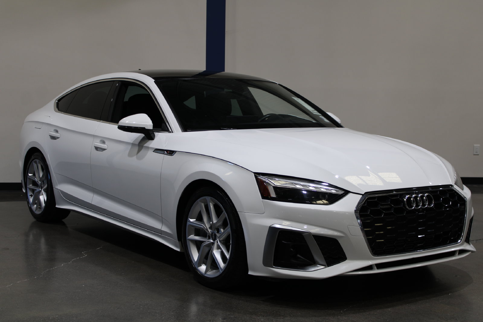Used 2023 Audi A5 2.0T Premium Plus w/ Premium Plus AWD/4WD image 4