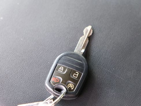 Used 2015 Ford F350 Lariat w/ Lariat Interior Package image 68