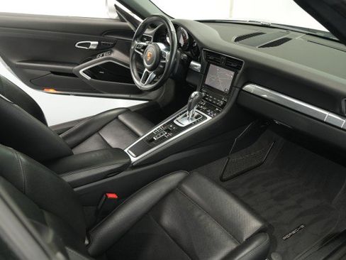 Used 2019 Porsche 911 Carrera 4 AWD/4WD image 57