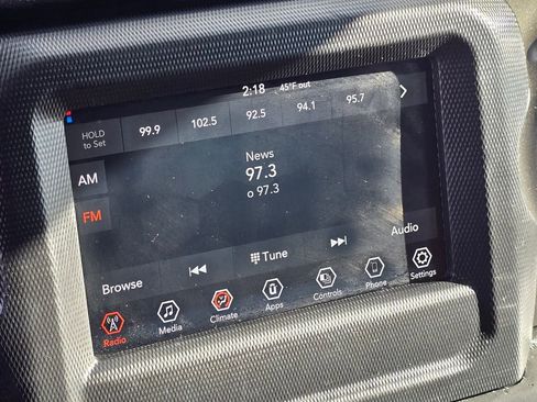 Used 2023 Jeep Gladiator Sport image 25