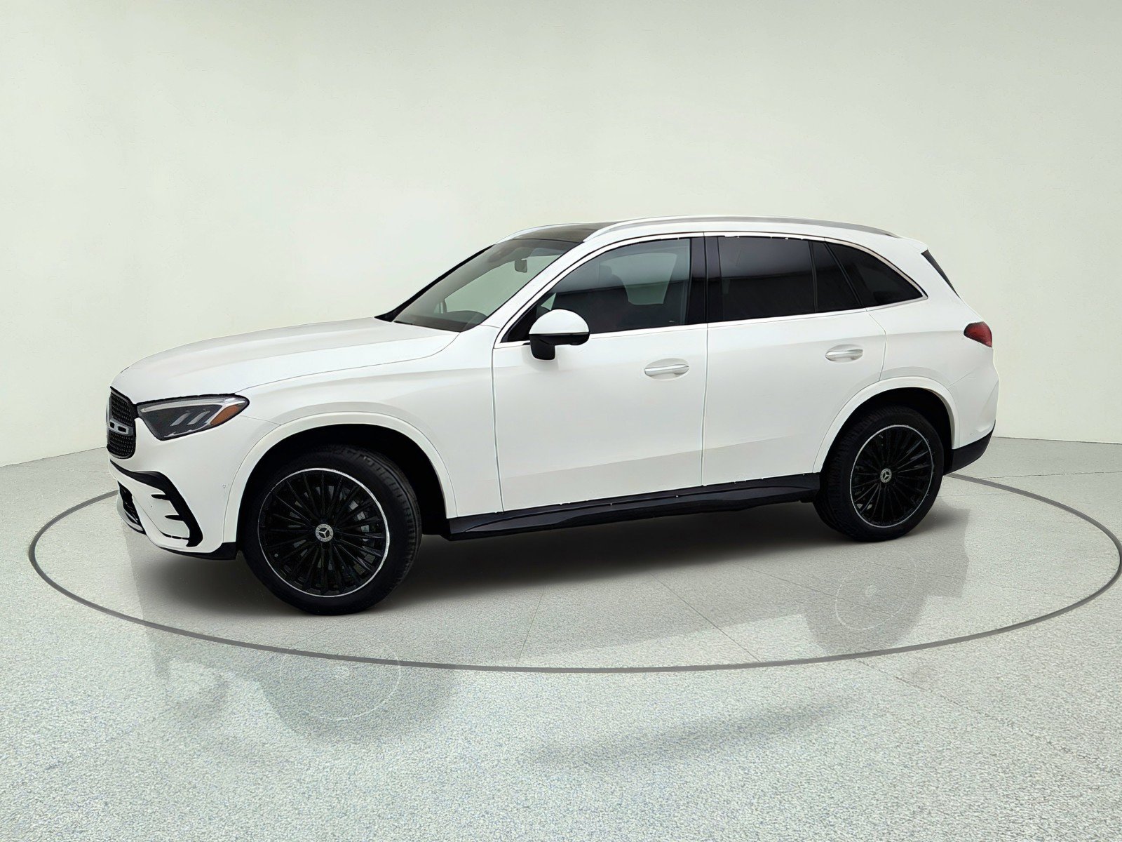 Used 2023 Mercedes-Benz GLC 300 4MATIC image 15