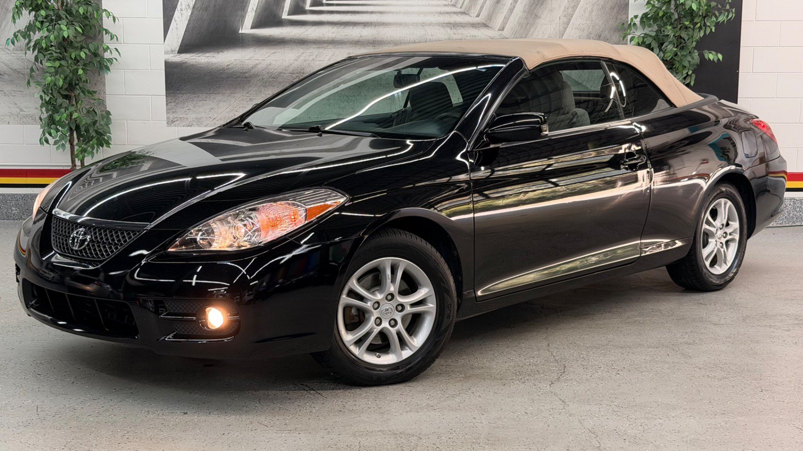 Used 2007 Toyota Solara SE FWD image 3