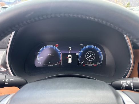 Used 2023 Toyota Highlander Platinum image 24