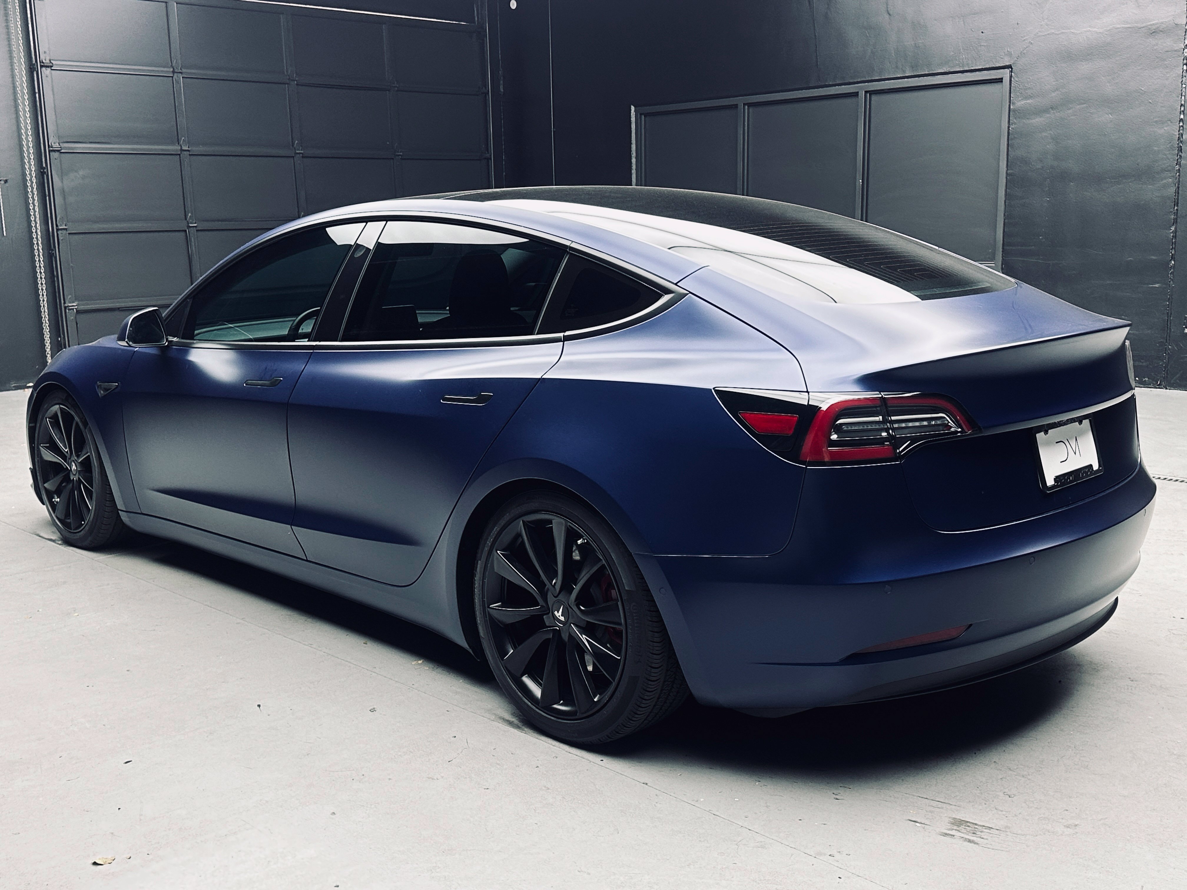 Used 2018 Tesla Model 3 Long Range AWD/4WD image 4