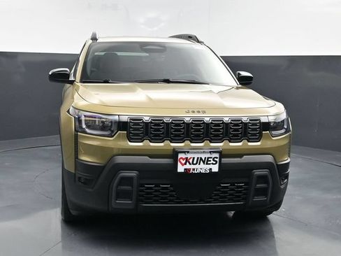 New 2026 Jeep Cherokee Laredo AWD/4WD image 2