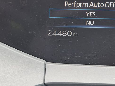 Used 2025 Toyota Prius FWD image 23