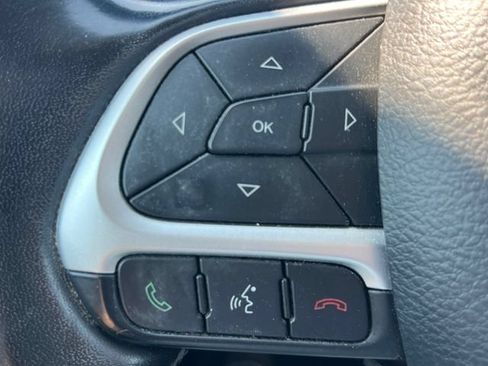 Used 2021 Jeep Compass Limited AWD/4WD image 23