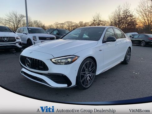 Used 2025 Mercedes-Benz C 43 AMG 4MATIC Sedan image 4