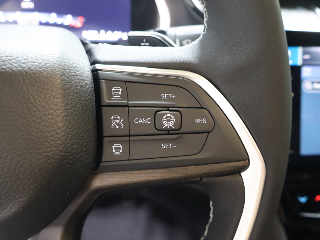 New 2027 Jeep Grand Cherokee Limited AWD/4WD image 23