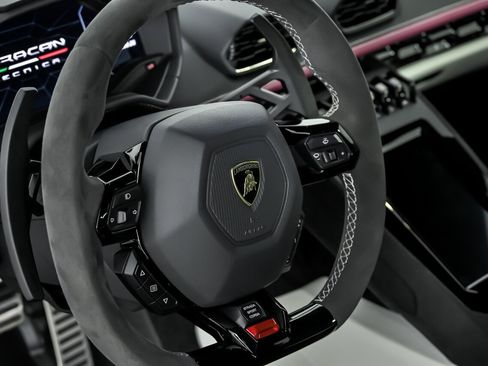 Used 2023 Lamborghini Huracan Tecnica image 25