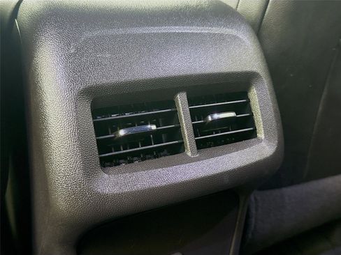 Used 2024 Chevrolet Equinox RS image 25