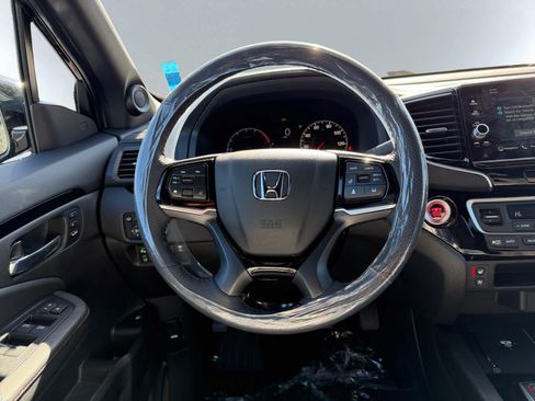 New 2026 Honda Ridgeline Black Edition image 17