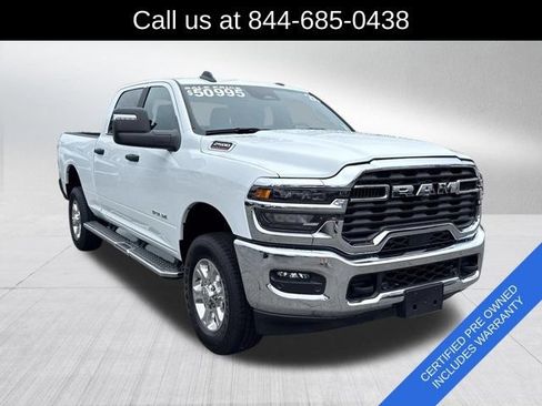 Used 2026 RAM 2500 Big Horn AWD/4WD image 3