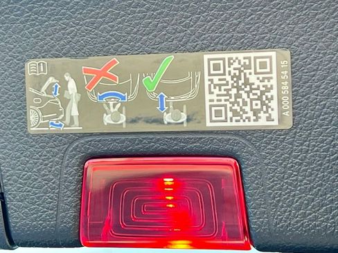 Certified 2026 Mercedes-Benz GLA 250 4MATIC image 36