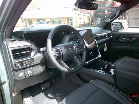 New 2026 GMC Yukon XL Elevation AWD/4WD image 8