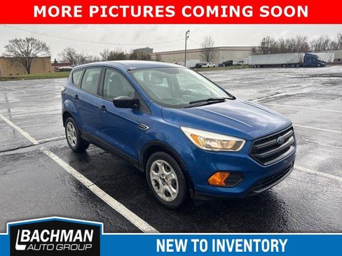 Used 2017 Ford Escape S image 2