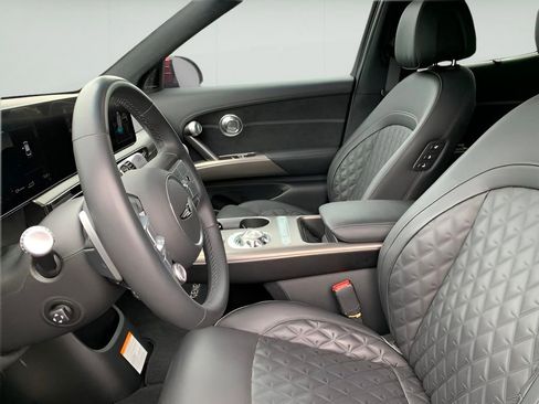 Used 2023 Genesis GV60 Performance AWD/4WD image 13
