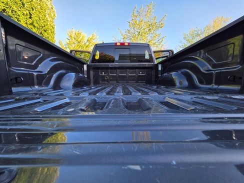 Used 2018 RAM 1500 Big Horn image 32