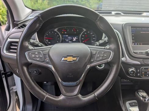 Used 2020 Chevrolet Equinox LT w/ Sport Edition FWD image 12