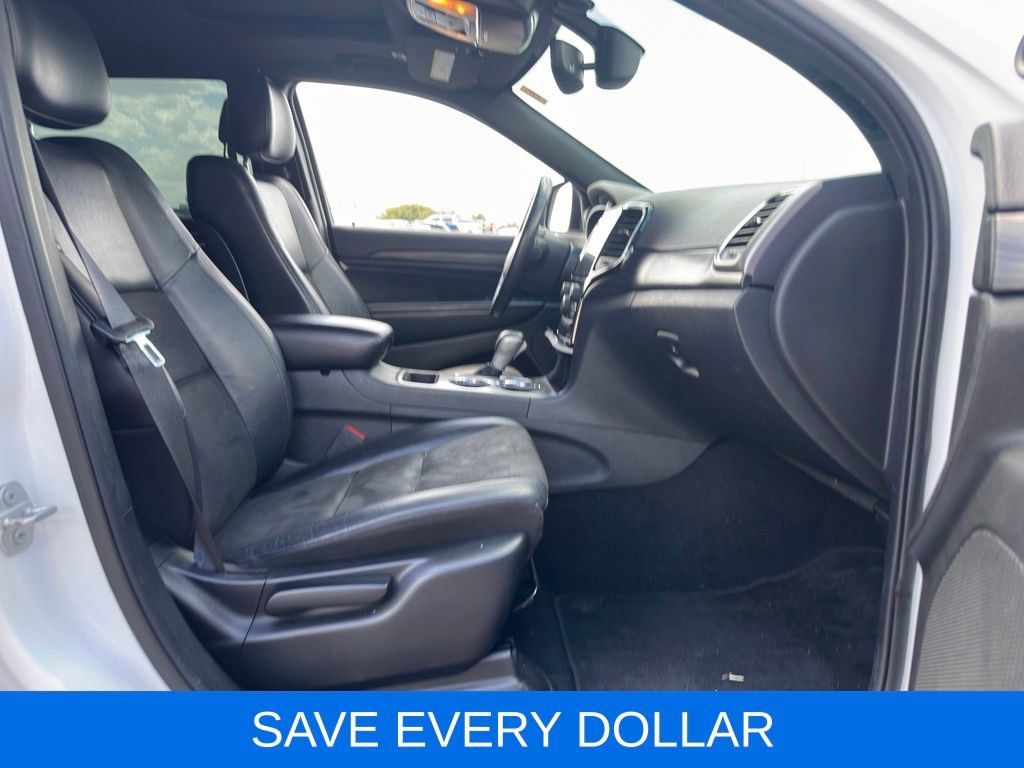 Used 2019 Jeep Grand Cherokee Altitude AWD/4WD image 15