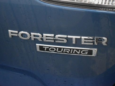 Used 2022 Subaru Forester Touring image 10
