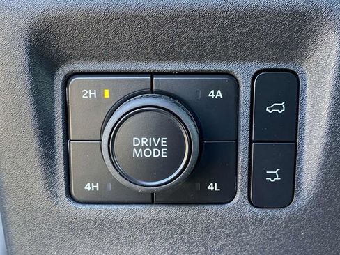 New 2025 Ford Expedition Max Platinum w/ Driver's Package image 20