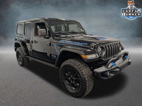 Used 2023 Jeep Wrangler Unlimited Rubicon 4xe AWD/4WD image 3