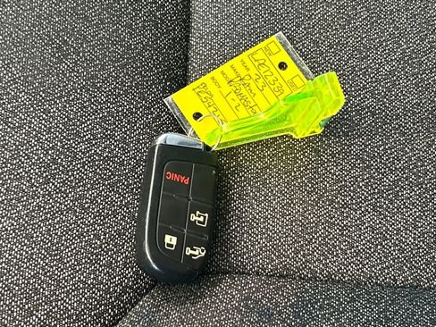 Used 2023 RAM ProMaster 2500 w/ Convenience Group image 31