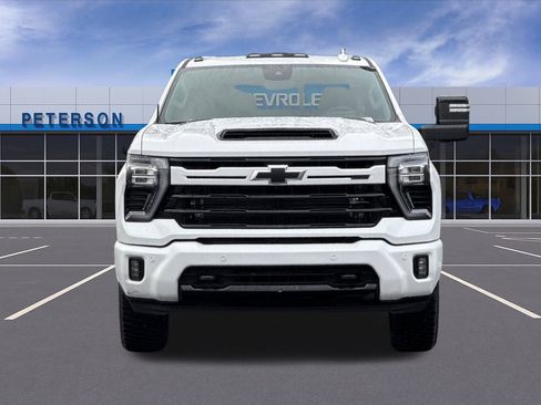Certified 2024 Chevrolet Silverado 3500 LTZ w/ LTZ Plus Package image 9