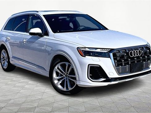 New 2025 Audi Q7 3.0T Prestige image 2
