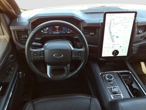 Used 2022 Ford Expedition Max Limited AWD/4WD image 9
