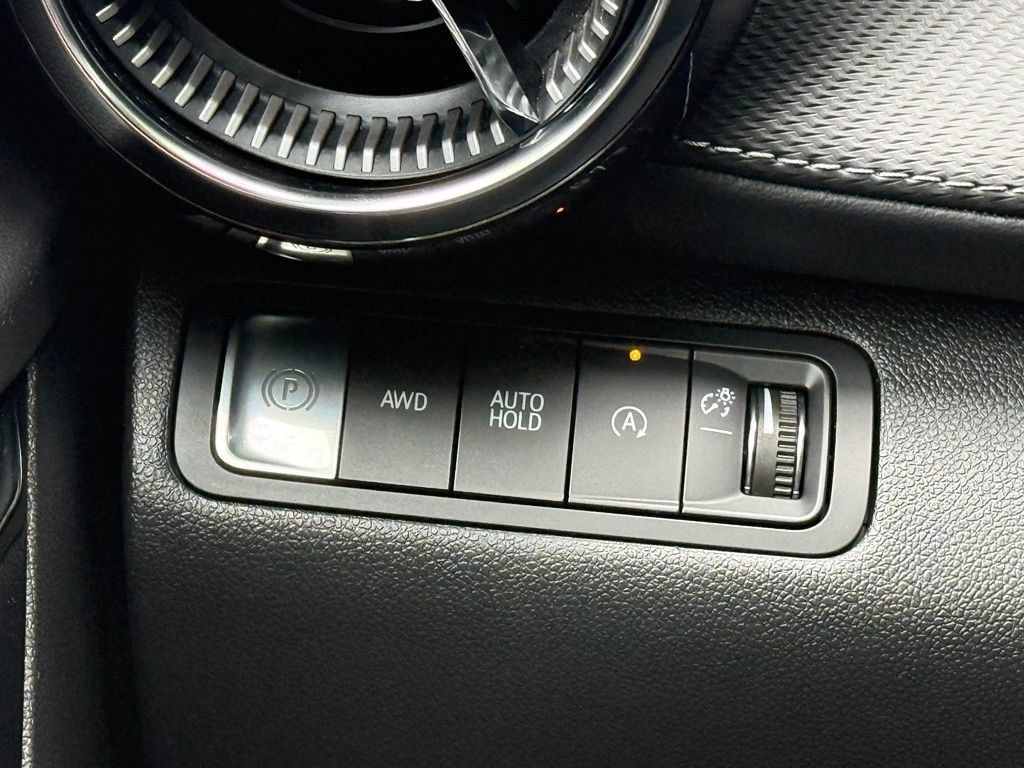 Used 2026 Chevrolet Equinox LT AWD/4WD image 20
