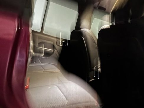 Used 2021 Jeep Wrangler Unlimited Rubicon w/ Xtreme Recon 35" Tire Package image 4