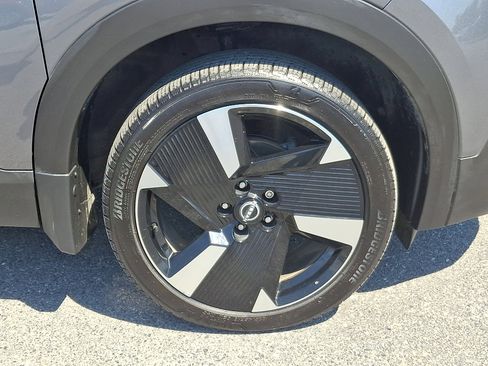 Certified 2025 Nissan Kicks SR AWD/4WD image 8