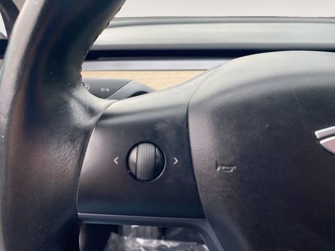 Used 2018 Tesla Model 3 Long Range image 18