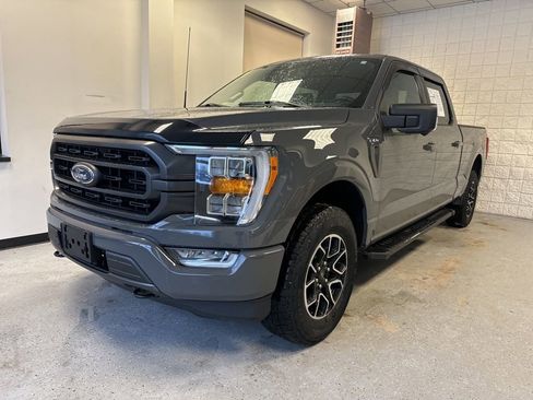 Certified 2021 Ford F150 XLT w/ Equipment Group 302A High image 38