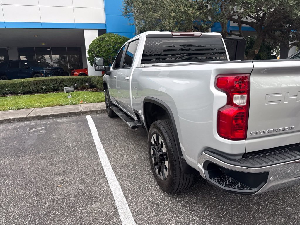 Used 2020 Chevrolet Silverado 2500 LT w/ All Star Edition AWD/4WD image 2