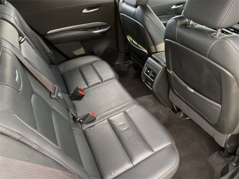 Used 2024 Cadillac XT4 Premium Luxury image 23