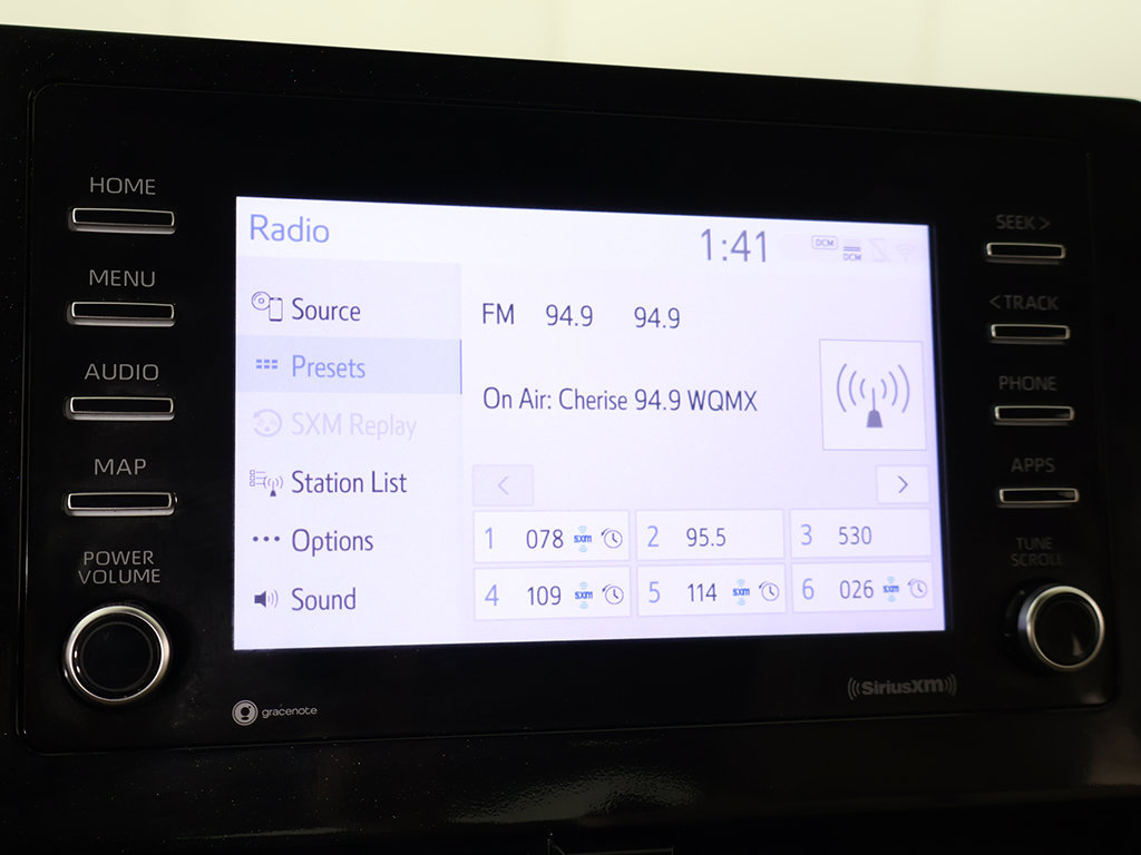 Used 2022 Toyota Camry LE w/ Convenience Package AWD/4WD image 41