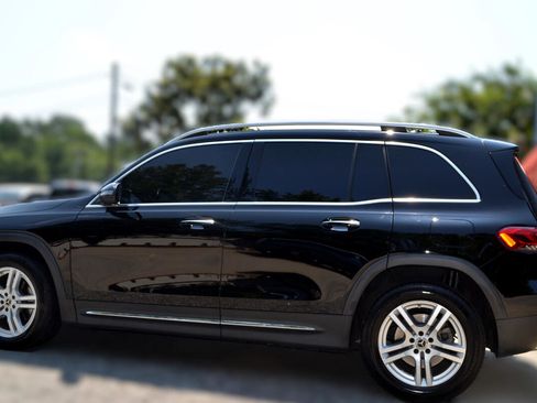 Used 2023 Mercedes-Benz GLB 250 image 9