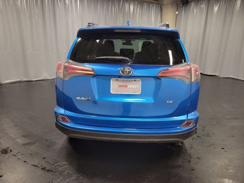 Used 2017 Toyota RAV4 LE image 7