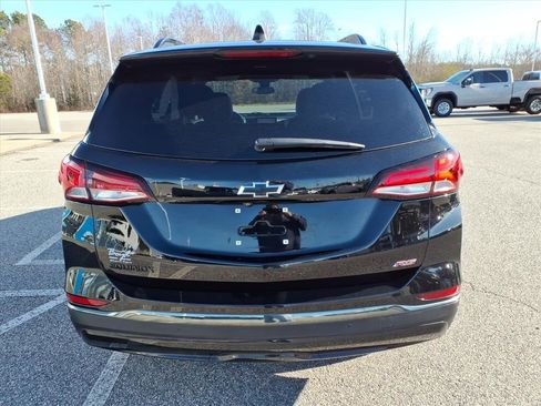 Used 2022 Chevrolet Equinox RS w/ Infotainment Package image 15