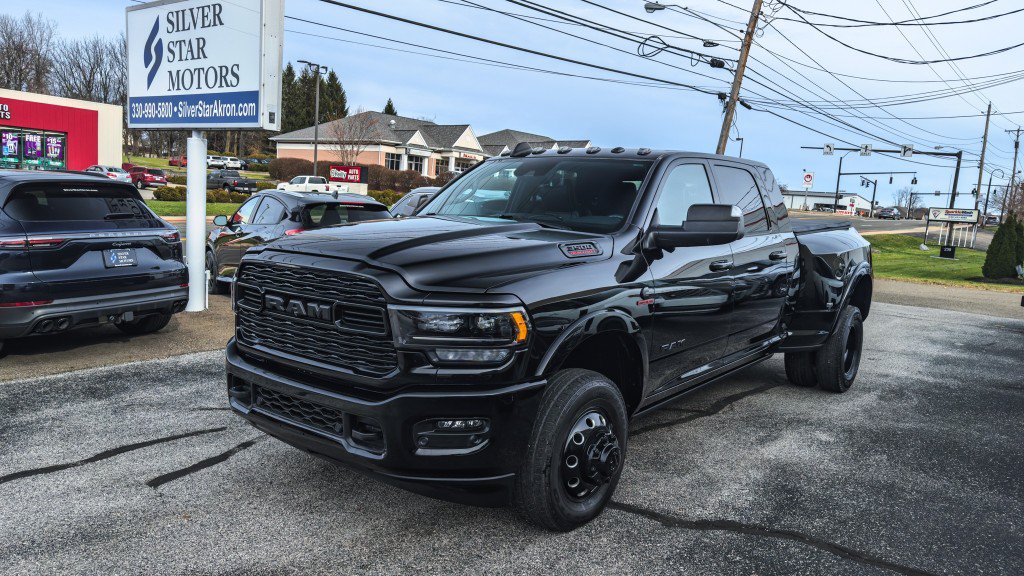 Used 2022 RAM 3500 Limited AWD/4WD image 6