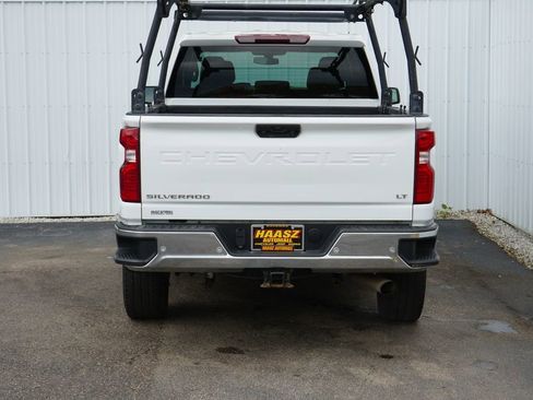 Used 2022 Chevrolet Silverado 2500 LT AWD/4WD image 5